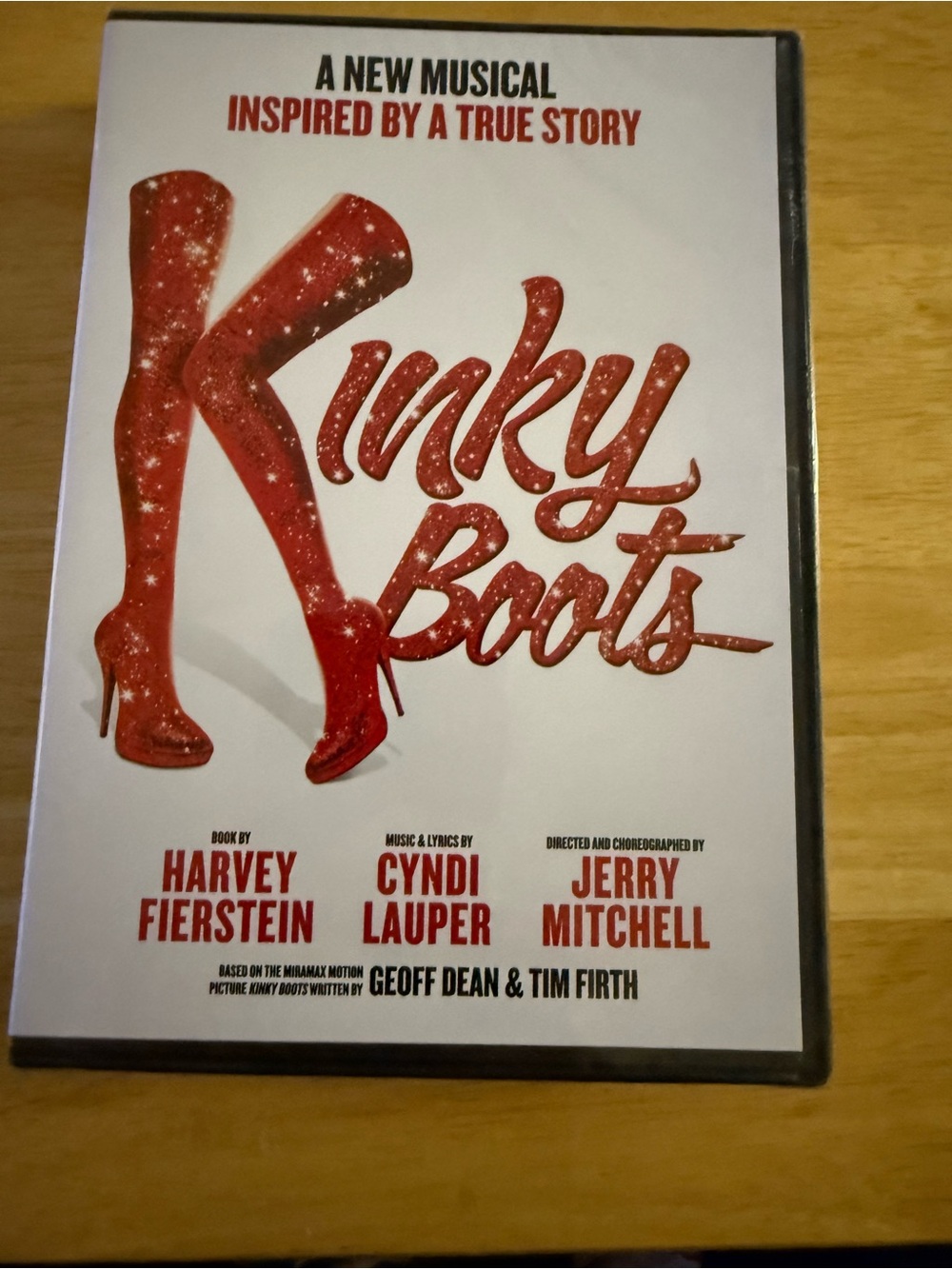 Kinky Boots Graphic DVD Cover - Red